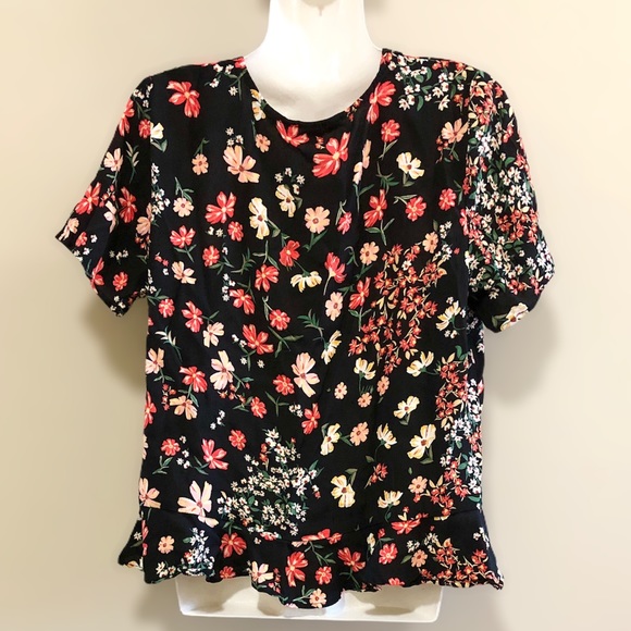 (3/40$) floral blouse - Picture 2 of 4